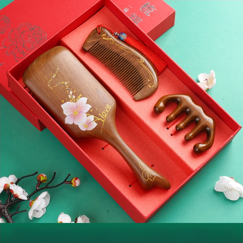 Koka ķemme ar santalkoka koku ar gaisa spilventiļu galvas ādas masāžai dāvanu kastē