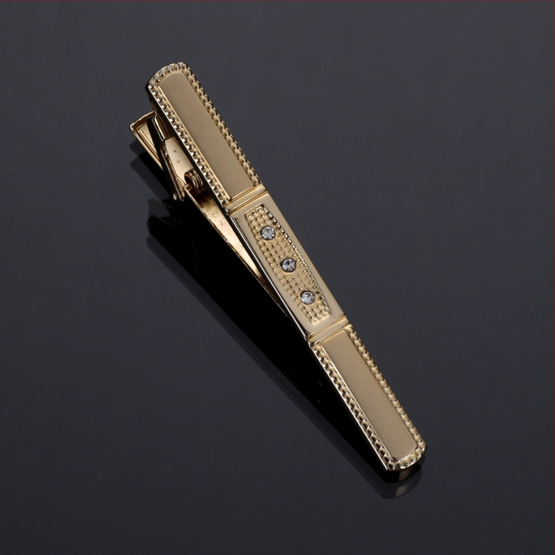 Vīriešu kaklasaistes spraudnis ar kristālu dekoru, vara elektroplatēta ķēdīte, spīdīgs plakanais stilīgs aksessori svinīgai vakariņai