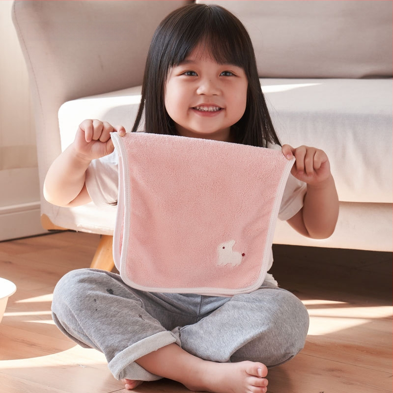 Sanli babatörölköző, szuperfinom rostból, hímzett, 50 g alatt