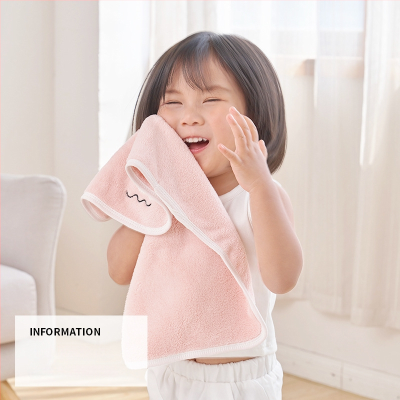 Sanli babatörölköző, szuperfinom rostból, hímzett, 50 g alatt