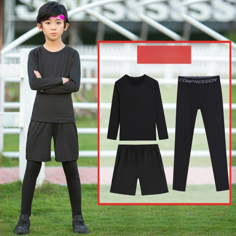 Bērnu universālais komandu treniņu komplekts – universāls, saspringts piegriezums, ātri žūst milk silk audums, 95% hlorēta šķiedra, 5% poliesters odere, vienkrāsains, piemērots skrējējiem, basketbolam un futbolam