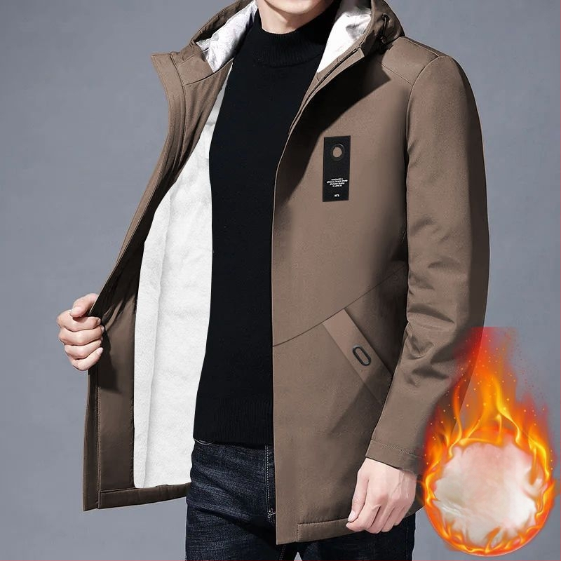 Paltis ar kapuci, stāvošā apkakle, priekšējais rāvējslēdzējs, biezs materiāls, poliestera odere