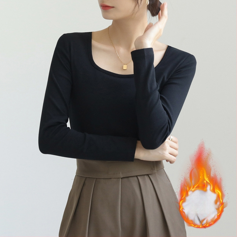 Тениска с дълги ръкави, квадратна яка, стегната кройка, 90–95% памук, нормална дължина 50–65 см