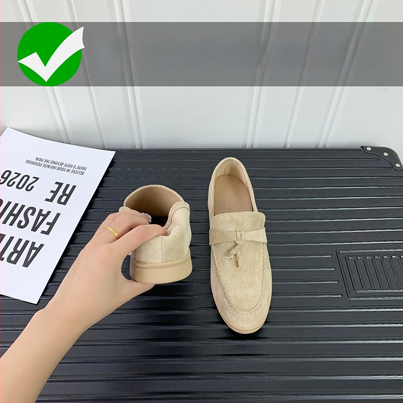 Naiste mokassiinid kutside ja kinnitusega, mikrofiiber ülemine, kummist talla, madal kand 3–6 cm