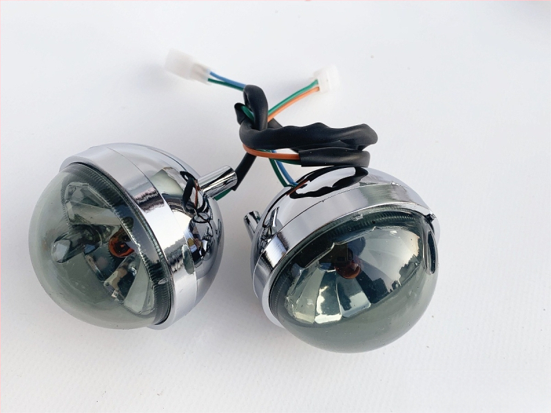 Turtle King elektrilise jalgratta valgustuskomplekt: ees tuli, ees ja taga signaalid, taga tule korpus läbipaistvalt tumeda kattega – OEM, ühilduv teiste mudelitega