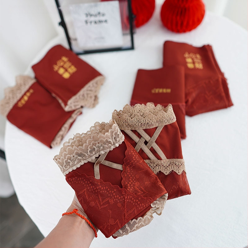 Sieviešu augsta vidukļa antibakteriālas biksītes no neilona, elpojošas ar 90–95% kokvilnas oderi intīmajā zonā, adīts audums, 70–80% neilons.