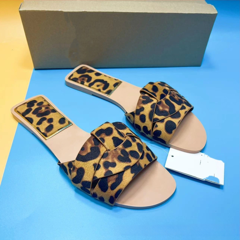 Kasdieniai moterų sandalai, viršus iš sintetinės odos, gumos padas, užsegimas flip-flop, lengvi ir kvėpuojantys