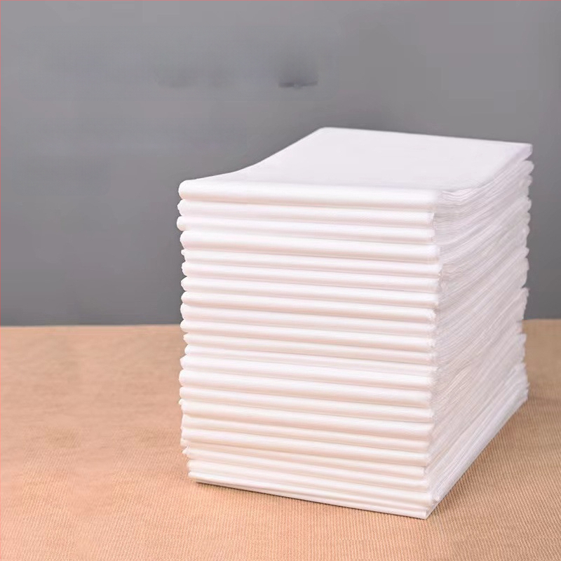 Kelioninis vienkartinis patalynės komplektas – keturių dalių rinkinys, SMS medžiaga, antklodės užvalkalas ir pagalvės užvalkalas