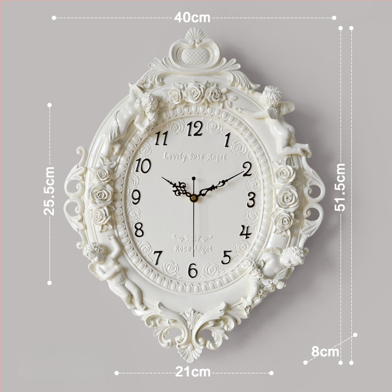 Fali óra, rombusz alakú, sweep másodperces mozgás, elemmel működő, gyantából készült