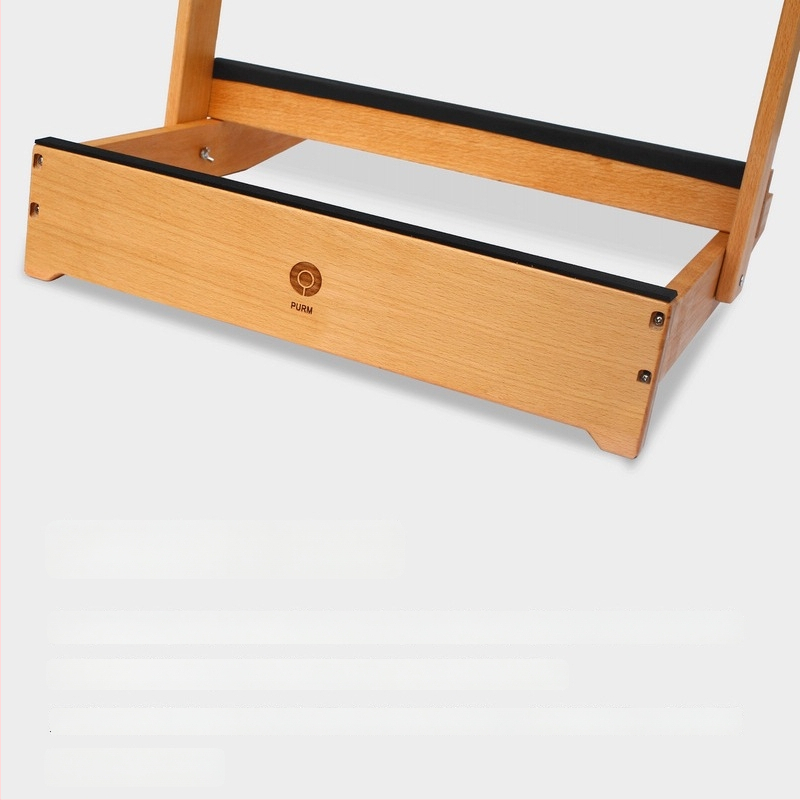 Medinis teniso raketėms saugojimo ir ekspozicijos stendas su mobilia atrama — Prekės kodas F97h867s5mh888