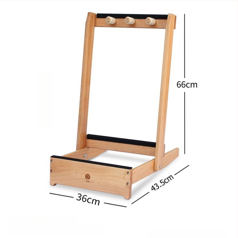 Medinis teniso raketėms saugojimo ir ekspozicijos stendas su mobilia atrama — Prekės kodas F97h867s5mh888