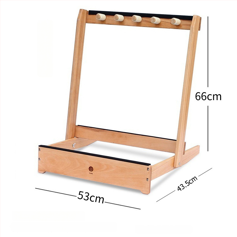 Medinis teniso raketėms saugojimo ir ekspozicijos stendas su mobilia atrama — Prekės kodas F97h867s5mh888