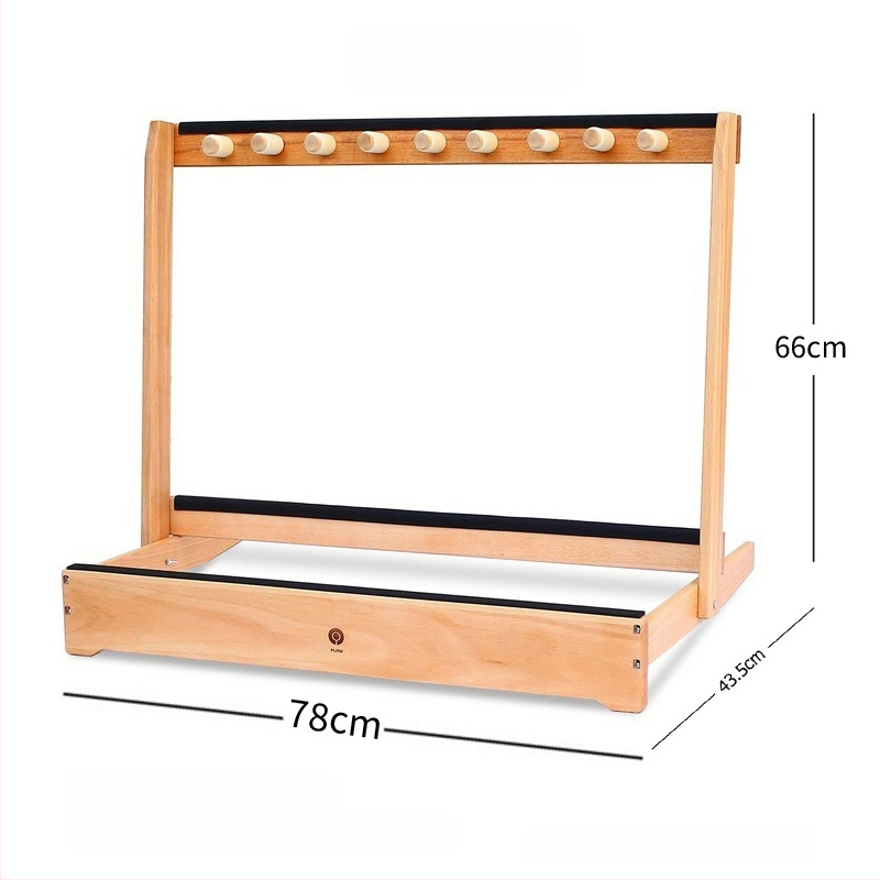 Medinis teniso raketėms saugojimo ir ekspozicijos stendas su mobilia atrama — Prekės kodas F97h867s5mh888
