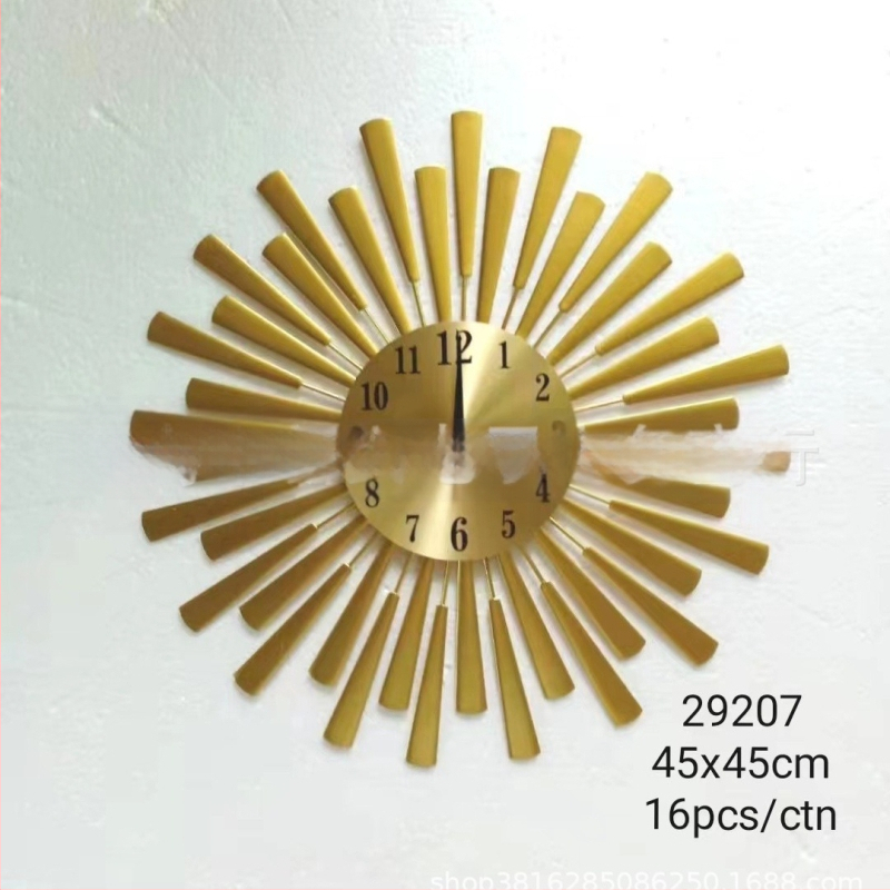 Fali óra fémből, kör alakú, elemmel működő, sweep seconds mozgás, analóg kijelző számokkal