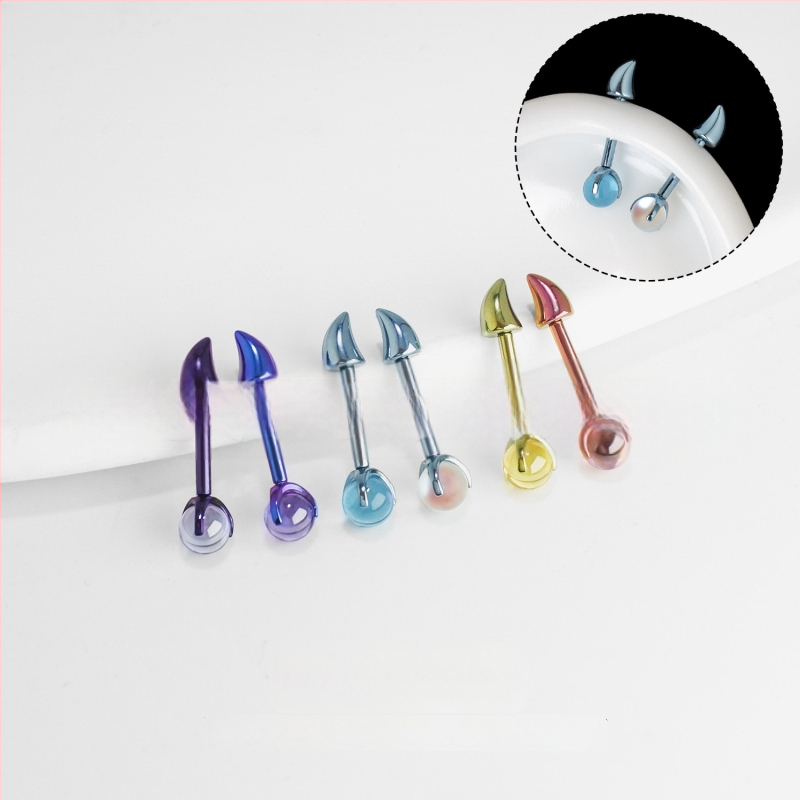 Naušnice s demonskim rogovima, geometrijski oblik, uložene kristalne kuglice, F136 titanij zlitina, unisex