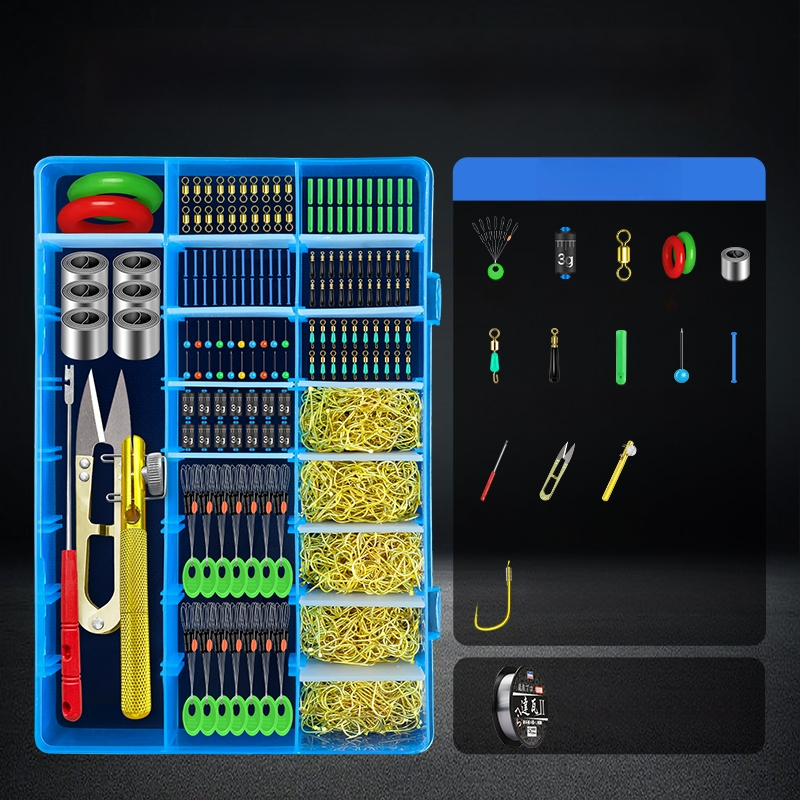 Zvejas piederumu komplekts ar āķiem, zvejas pavediens, atstarpe pērlītes, svina svarus un osmiņu formu gredzenus — viss vienā kastē