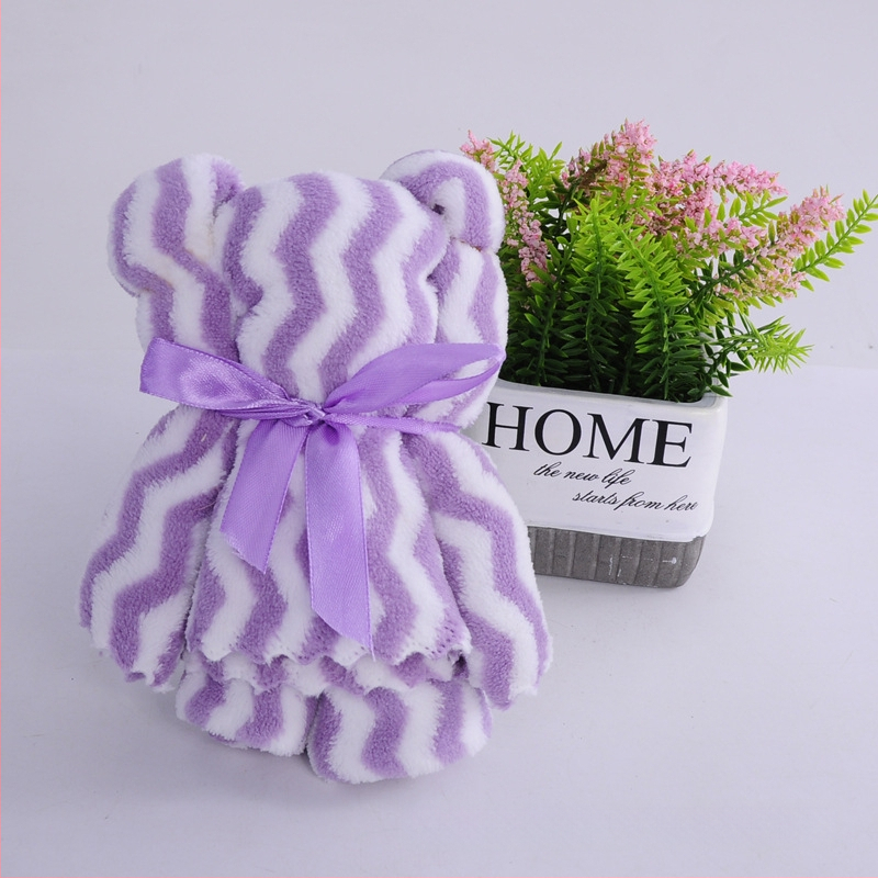 Dāvanu kastē ar mazmeitiņa formas dvieli – korāla fleece, apmēram 65 g, 32s combed yarn, ar logotipa pielāgošana, privāta zīme pieejama