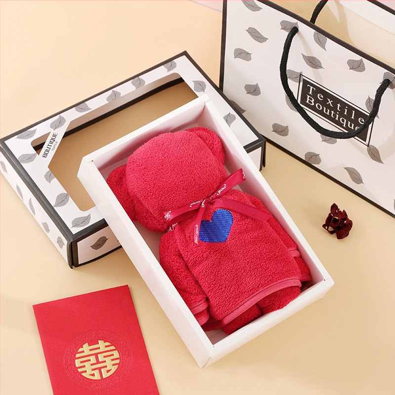 Karu kujuline käterätik korallfliisist, kinkekarp (90 g; bränd Olaichun; logotip trükitud; materjal: korallfliis; õmblemine)