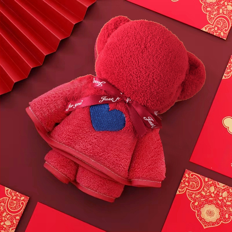 Karu kujuline käterätik korallfliisist, kinkekarp (90 g; bränd Olaichun; logotip trükitud; materjal: korallfliis; õmblemine)