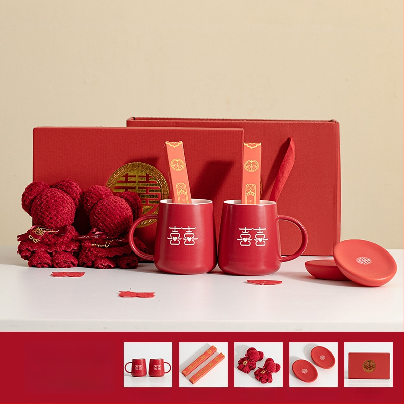 Porcelāna pāra mutes skalošanas krūzes kāzām – cilindriska, vienslāņa, izturīga augstām temperatūrām