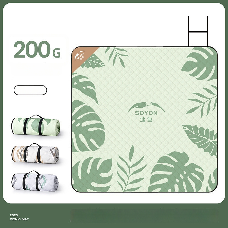 Vanjska debela kamping podloga – protuklizna i vodootporna, sklopiva; materijal: poliester vlakno; pogodno za 4–6 osoba