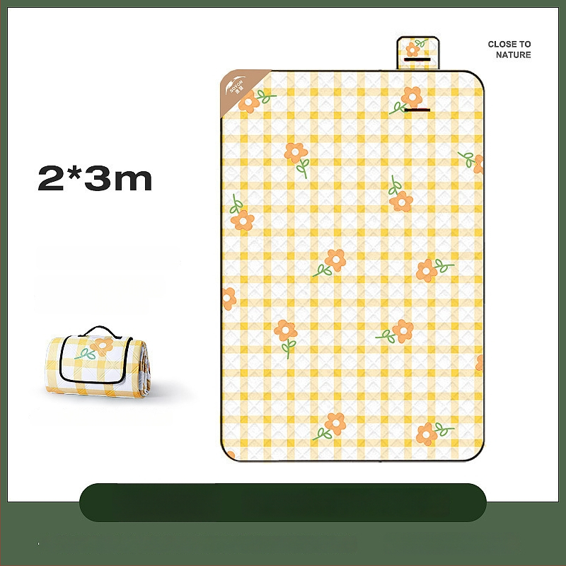 Vanjska debela kamping podloga – protuklizna i vodootporna, sklopiva; materijal: poliester vlakno; pogodno za 4–6 osoba