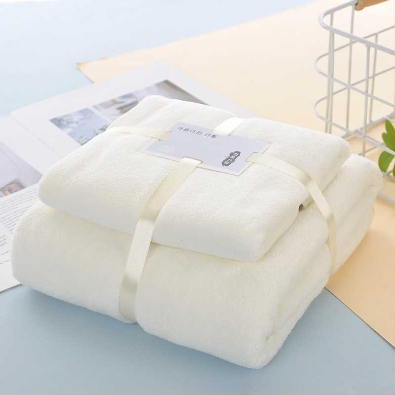 Dušas dvieļu komplekts ar korāla flīsu malu | 360 g/m², vājš griežams pavedums, vienkāršs audums, logotipa drukāšana pieejama