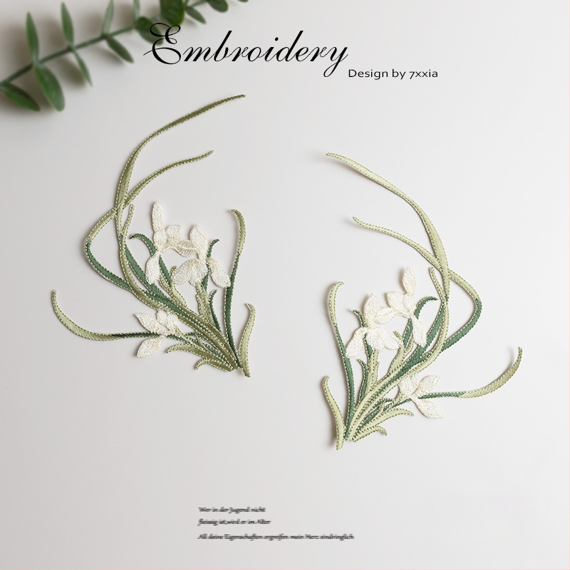 Spalvingos orchidėjos siuviniai iš rayon audinio – DIY rankdarbiams, Kinijos stiliaus audiniai dekoratyviniai aksesuarai galvos apdangalams, drabužiams ir dekoravimui