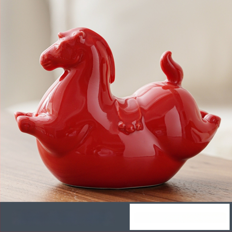 Keramikas virpuļzirgs dekors — radošs ponijs, mūsdienīgs minimālisma stils; Zīmols: Qianmeitang ceramics; Materiāls: keramika; Iepakojums: kartons