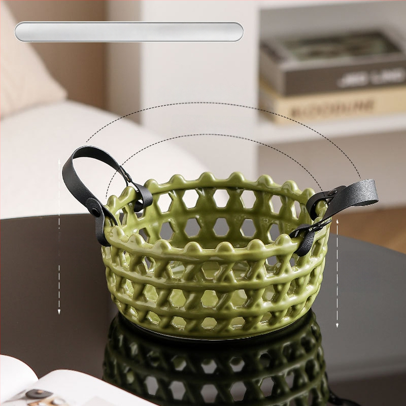 Porcelāna augļu grozs ar režģveida atverēm, Creative Light Luxury stils, pirmās klases kvalitāte, zīmols Magnesium couplet, 2024. gadā klajā nācis.