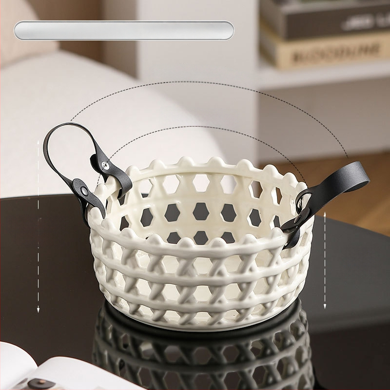 Porcelāna augļu grozs ar režģveida atverēm, Creative Light Luxury stils, pirmās klases kvalitāte, zīmols Magnesium couplet, 2024. gadā klajā nācis.