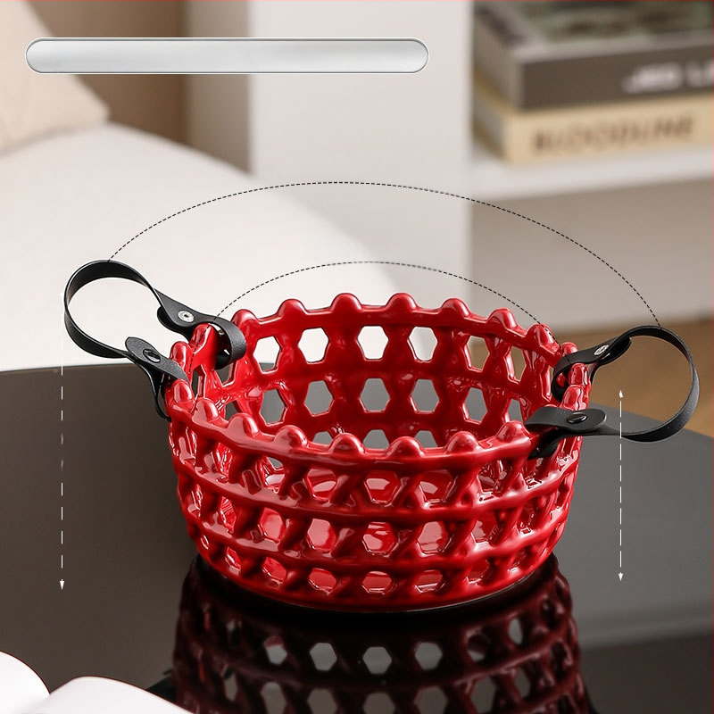 Porcelāna augļu grozs ar režģveida atverēm, Creative Light Luxury stils, pirmās klases kvalitāte, zīmols Magnesium couplet, 2024. gadā klajā nācis.