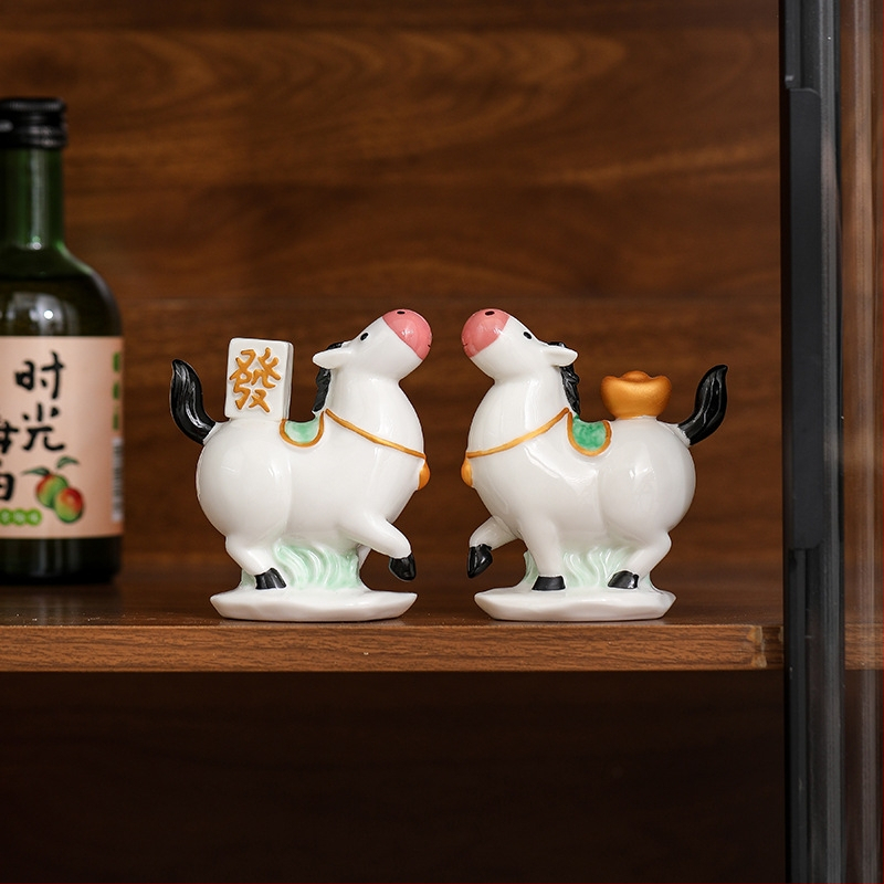 Stalo keraminė arklio dekoracija, kinų stiliaus, pusiau rankų darbo ir pusiau mechaninė gamyba, idealiai kaip asmeninė dovana