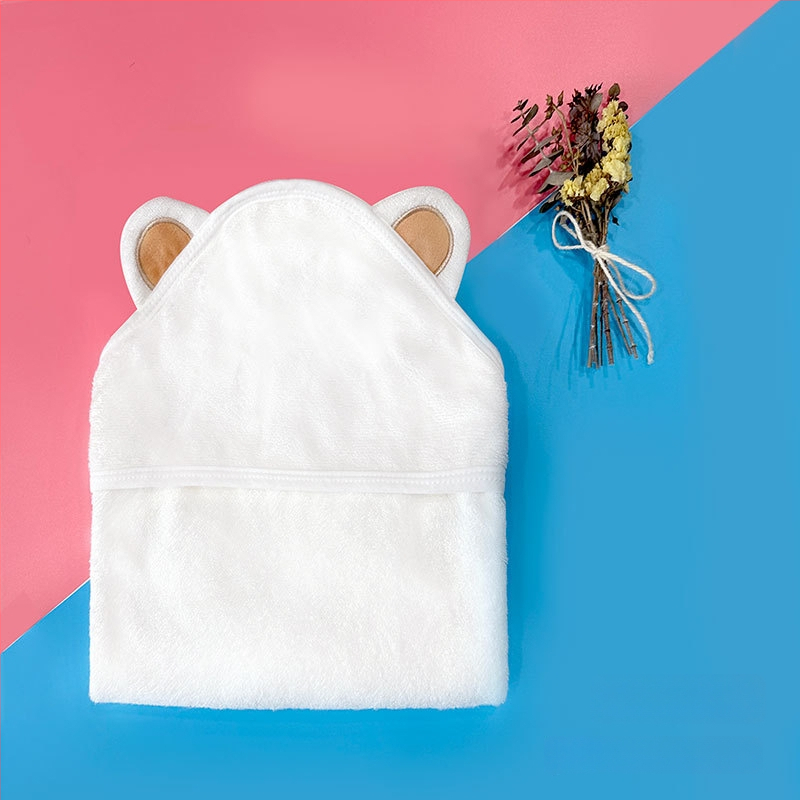 Kapucnis babafürdető törölköző bambuszrostból, 500GSM, testreszabható hímzéssel, rajzfilm mintával, 0–6 éveseknek