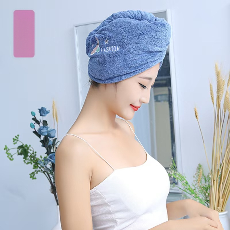 Korāla flīša izšūta dušas cepure matu žāvešanai sievietēm; svars 80–99 g; 21 diegs; šūta