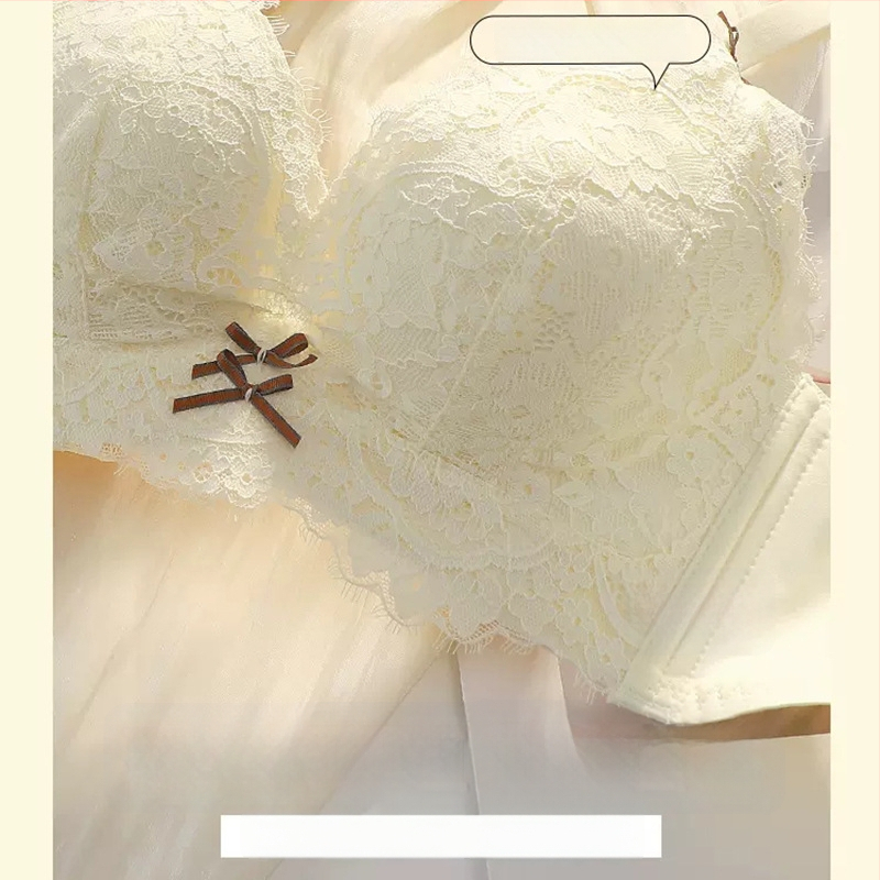 Nailona bezvadu krūštis mazām krūtīm – 3/4 kauss, biezas veidotas kupas, regulējams, augšējā atbalsts, aizmugurē četrrindu aizdare, fiksētas dubultās siksnas