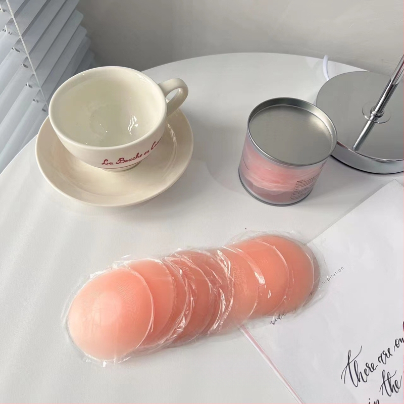 Silikona krūšu uzlīme – apaļas formas speneliem/areolai, plāns, caurspīdīgs, nemanāms