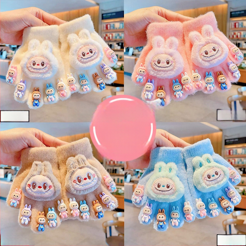 Karikatūras raksts ar atdalītiem pirkstiem skārienjutīgo ekrānu cimdi, silti adīti cimdi no imitētās kažokādas materiāla, vīriešiem un zēniem 3–10 gadi, ziema–rudens