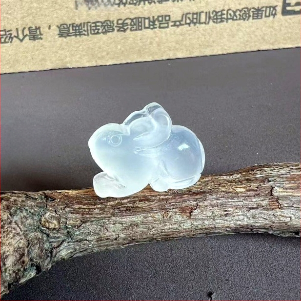 3D zodiako gyvūnai iš kalcedono – išgraviruoti ir poliruoti