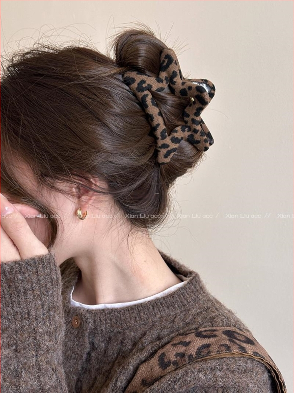 Juukseklips leopardi mustriga - Xianliu - Lastele - Kevad 2025