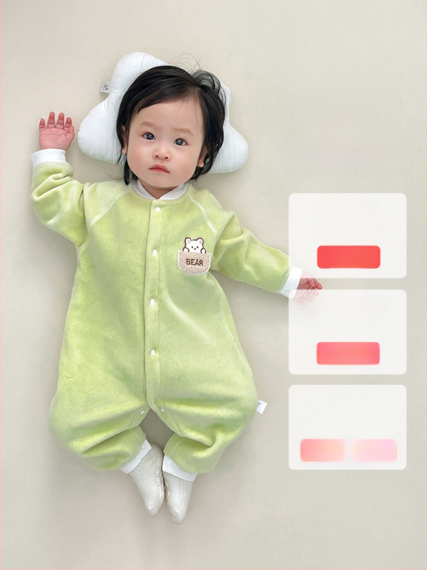 Zīdaiņu kombinezons rudens-ziemai, ar flīsa iekšpusi, universāls, garas piedurknes, vienrindu aizdare, plāns poliesters