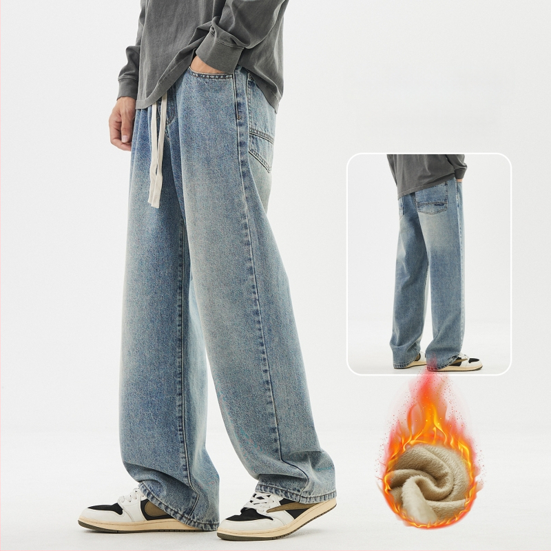 Fliisivooderiga teksad, sirge lõige, keskmine vöökoht, tõmblukuga kinnitamine