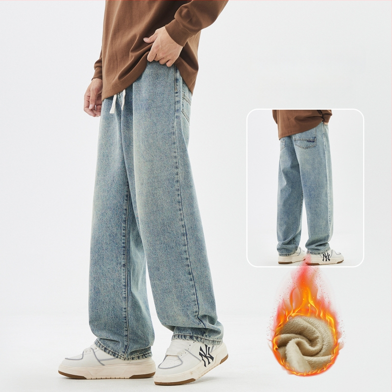 Fliisivooderiga teksad, sirge lõige, keskmine vöökoht, tõmblukuga kinnitamine