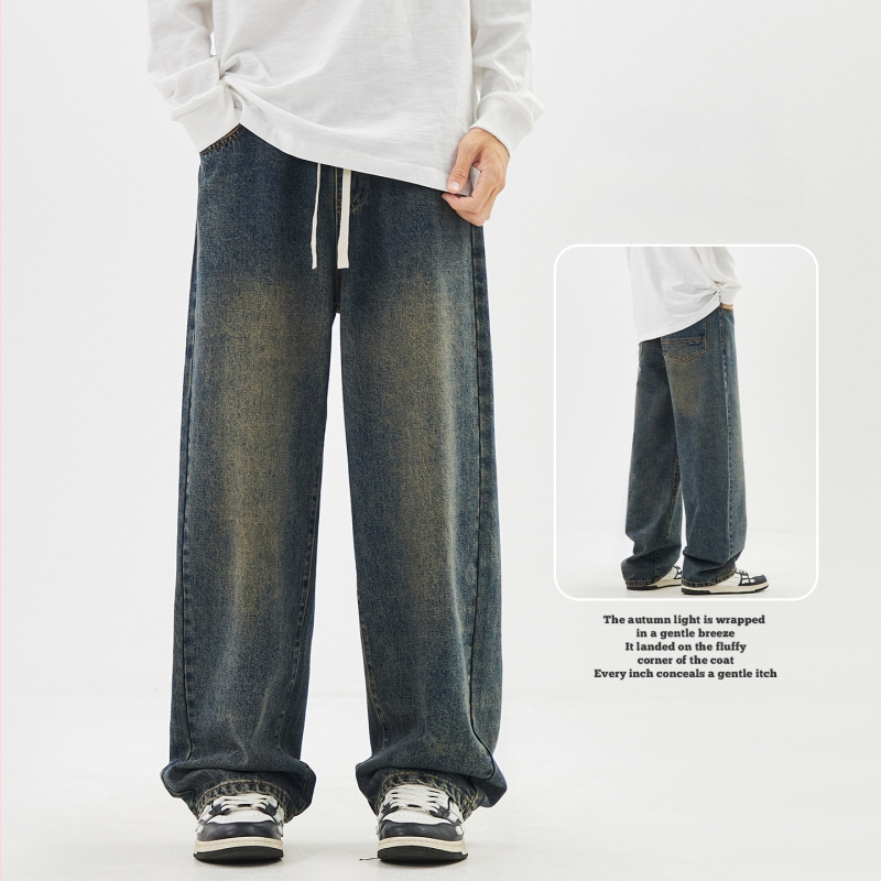 Fliisivooderiga teksad, sirge lõige, keskmine vöökoht, tõmblukuga kinnitamine