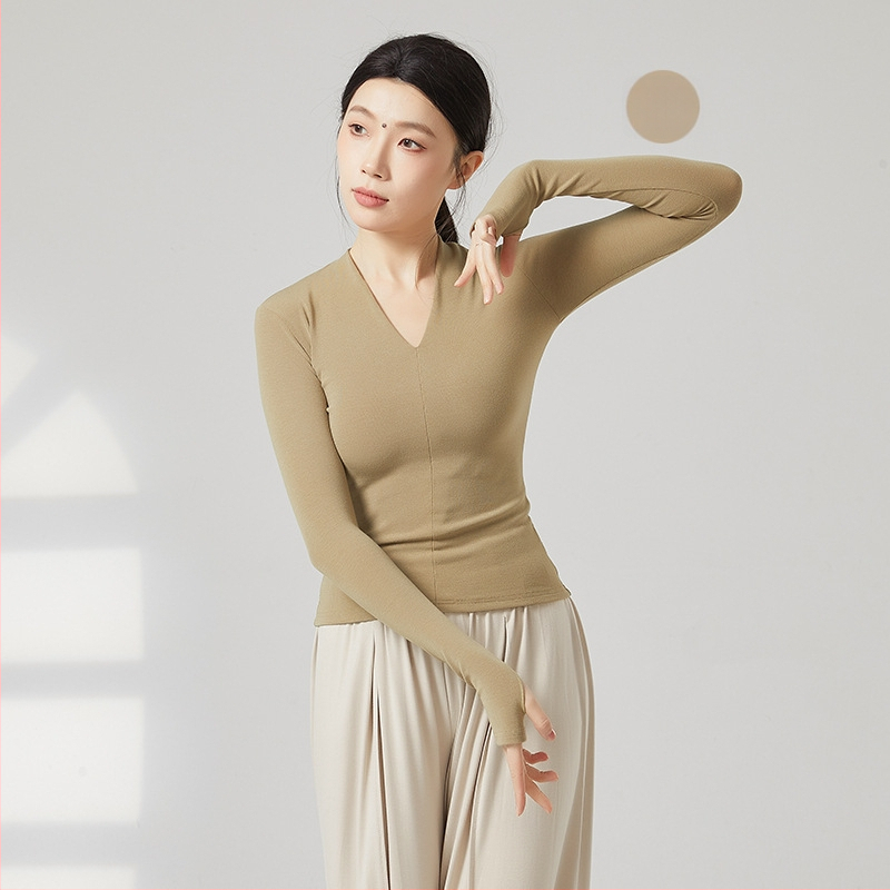 Sieviešu garajām piedurknēm V kakla deju bodijs – vilnas flisa audums, 31,5% akrila, oderē vilnas flisa, piemērots skatuvei, latīņu un tautas dejām