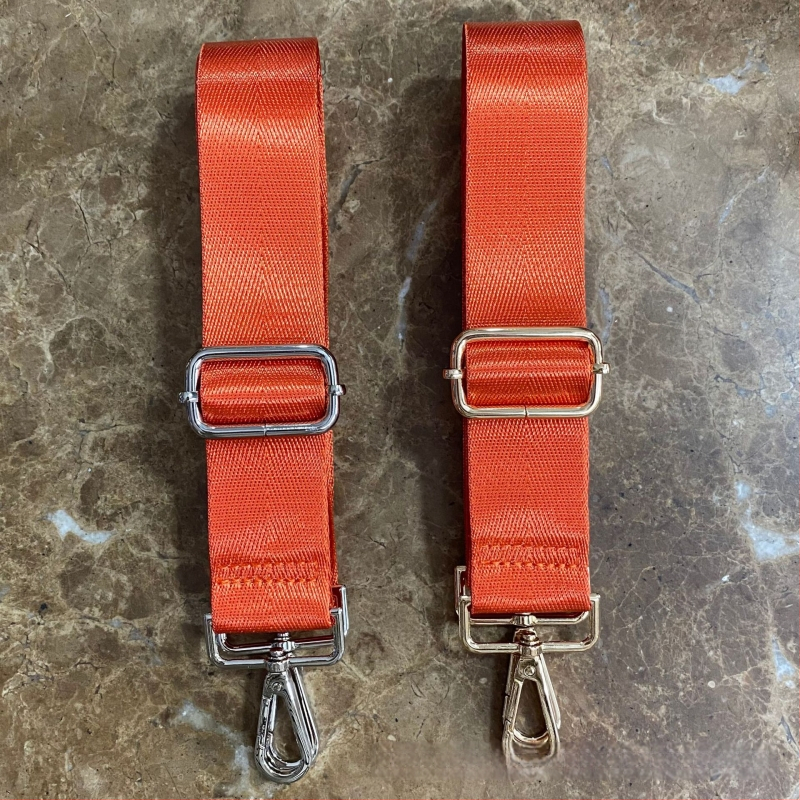 Νάιλον λουρί τσάντας/ιμάντας ώμου, αστικός μινιμαλιστικός στυλ, άνοιξη 2024