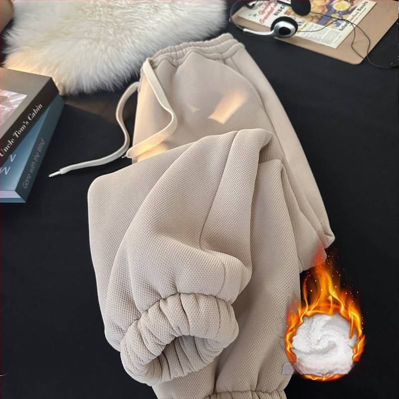 Vīriešu ziemas ikdienas bikses, brīvā piegriezuma, vidukļa vidējā augstuma, kokvilna, kabatas ar augšējām šuvēm