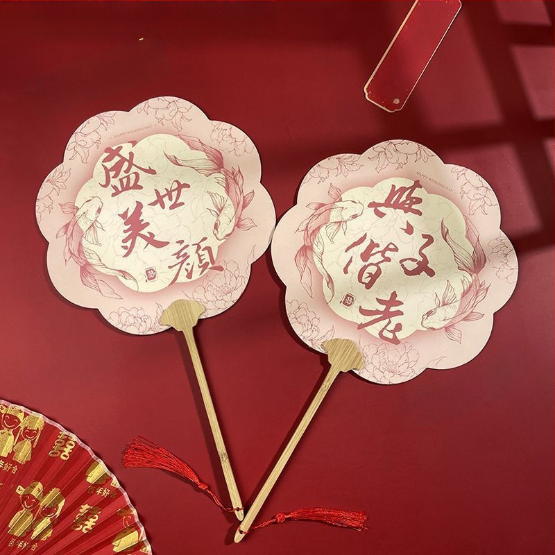 Koka kāzu fāns līgavām – fotorekvizīts, dāvanu kaste, ķīniešu stils