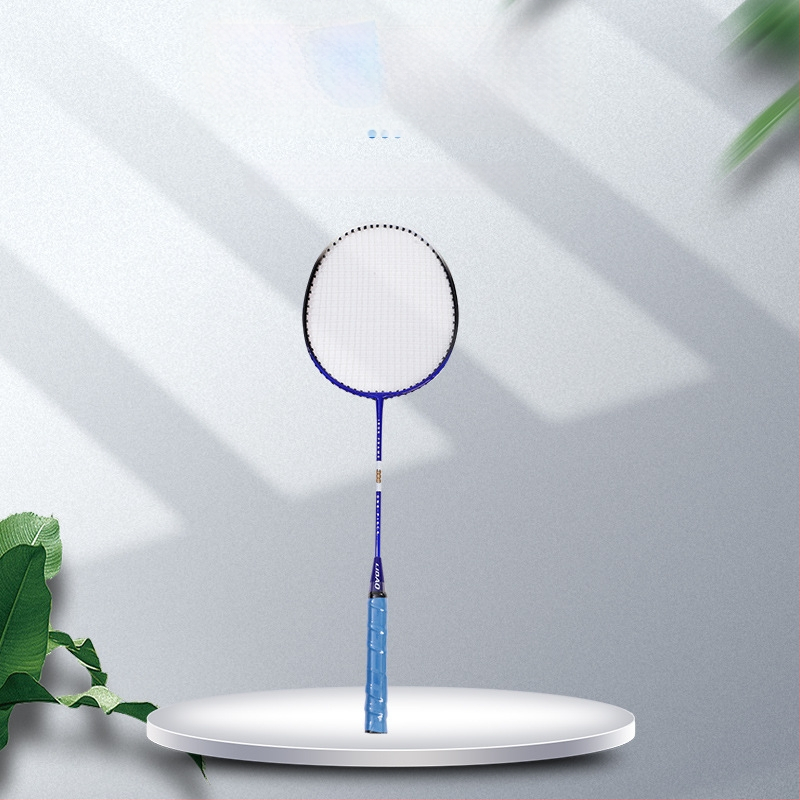 Leopard badmintonireket kotiga, raami koostis: raua sulam, kaal 95–100 g, otsene löök, polüestertugevõrk, käepideme paksus G5