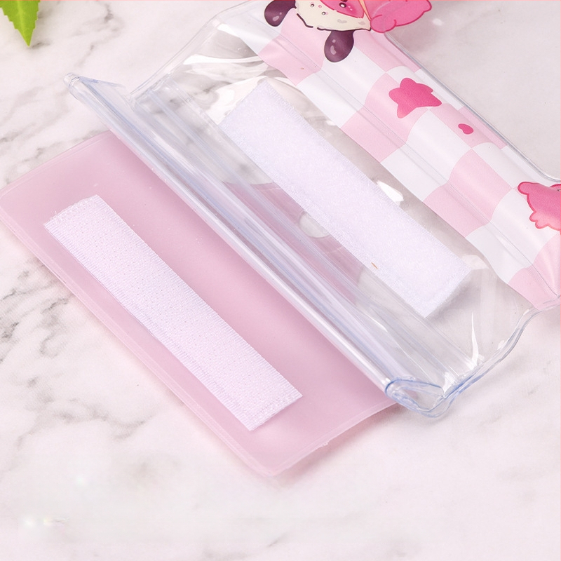 Karikatūras dizaina ūdensdroša telefona somiņa ar skārienjūtīgu ekrānu, PVC materiāls, trīslocījuma konstrukcija ar gaisa spilveniem, kakla siksna